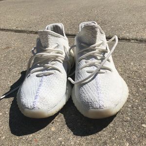 Adidas Yeezy Boost 350 V2 Triple White
